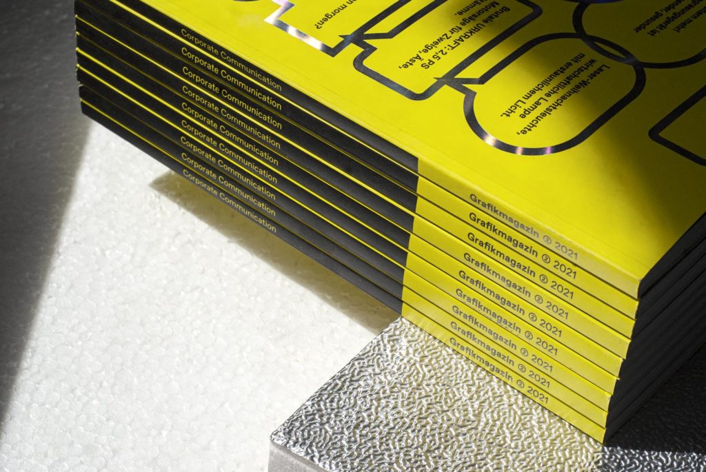 Grafikmagazin Cover 02.21, Grafik+ Corporate Communication, veredelt mit Heißfolie, Heißfolienprägung