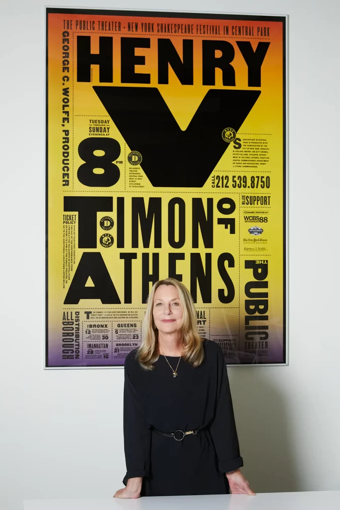 Paula Scher: Ausstellung Type Is Image mit Portrait