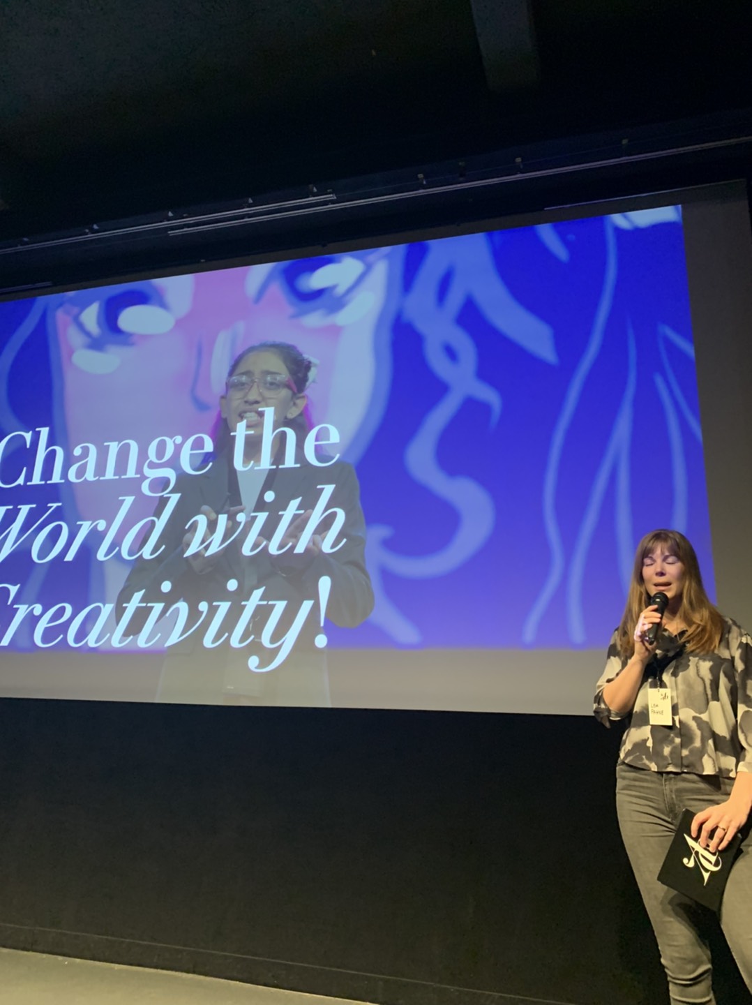 Moderation beim ADC Kickoff – Change the World with Creativity in Hamburg